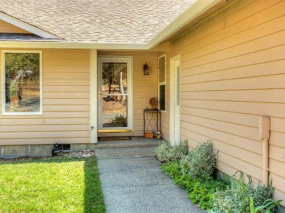 4th image of 8793 W Evans Cres