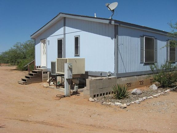 4th image of 5995 N River Rock Ln