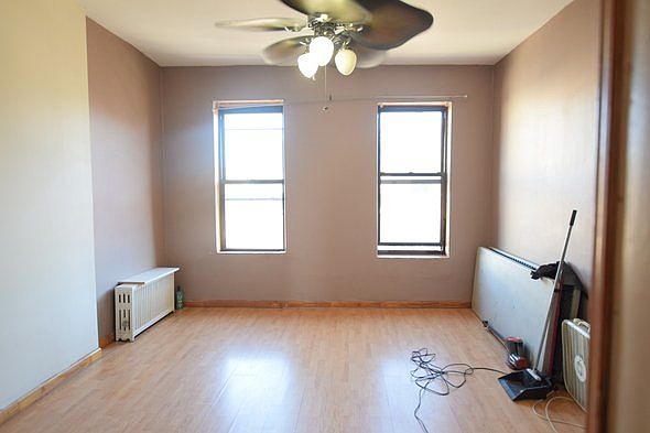 1st image of 480 3rd Ave #404