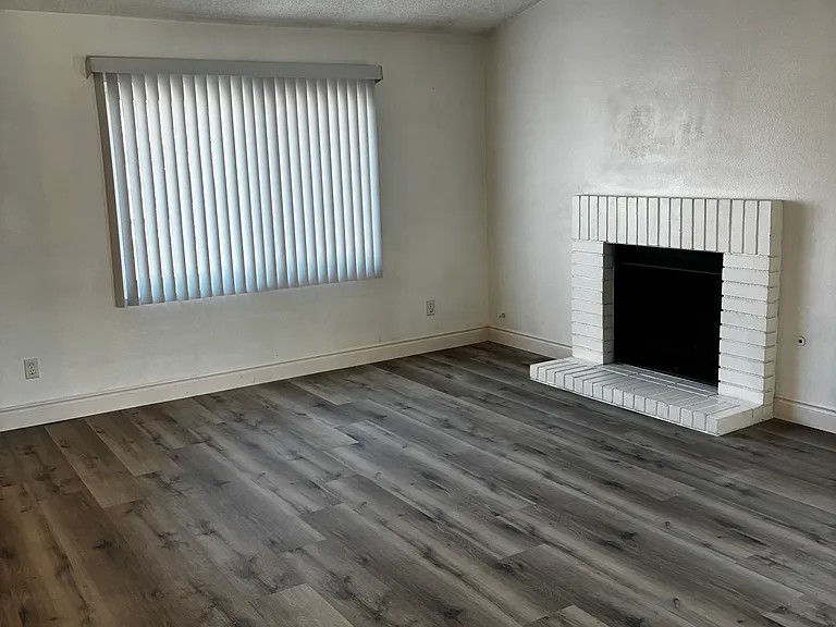 4287 Apex Dr — Photo 5