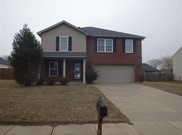 3 BR 2 story in Great Neighborhood