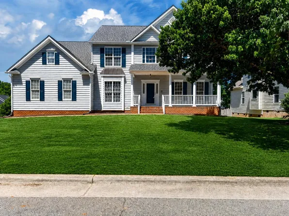 101 Greygate Pl, Cary, NC 27518