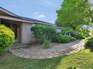 9819 E Ashlan Ave, Clovis, CA 93619