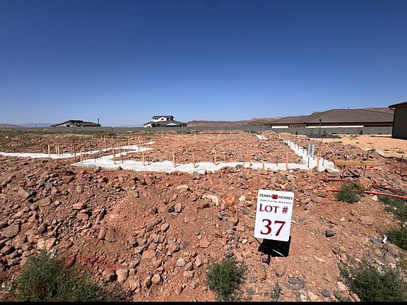 5th image of 805 N 2740 W