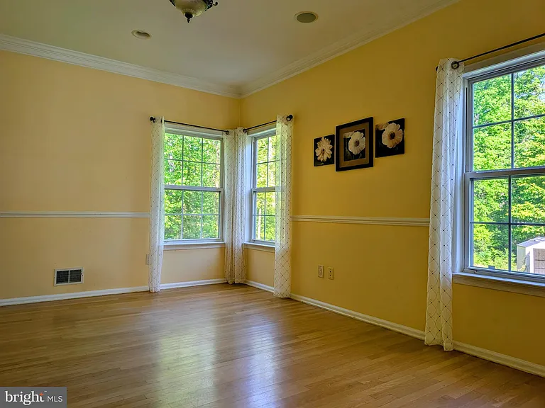 20 Cambridge Ct — Photo 5