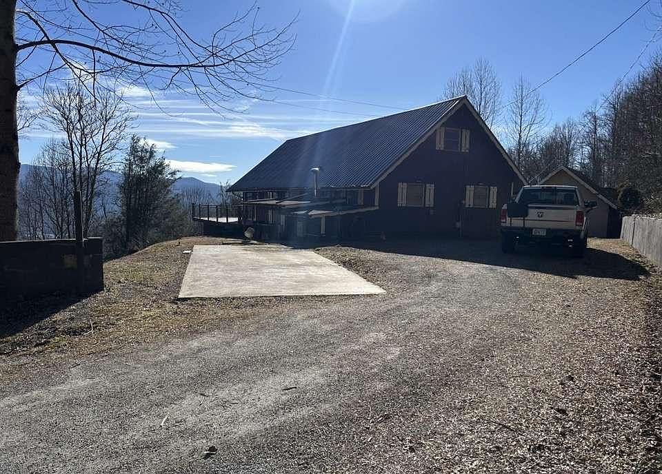 1st image of 1516 Kitchens Branch Rd