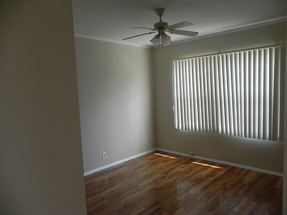 5th image of 3520 Sandwood St