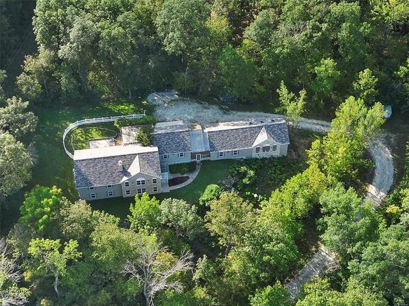 500 Thornhill Cemetery Rd, Troy, MO 63379