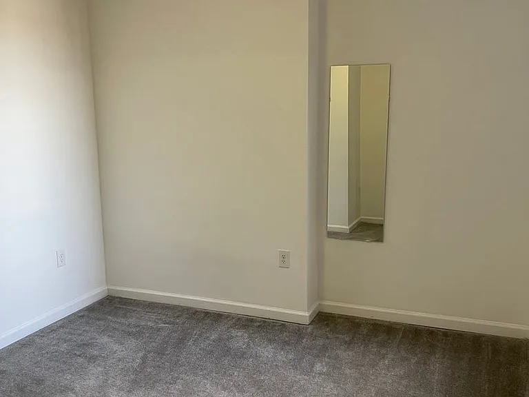 2516 N. Charles St. — Photo 11
