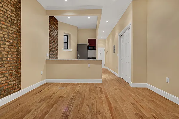 Rented by Cooper & Cooper Real Estate | media 12