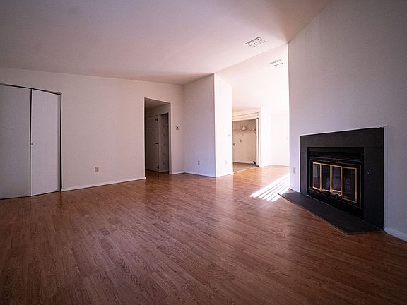 3rd image of 5423 Jaslie Ln