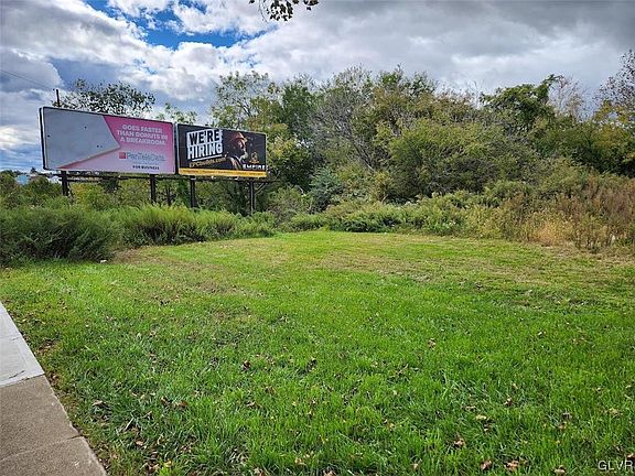 2nd image of 301 E Union Blvd