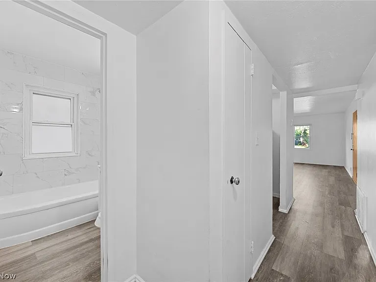 3030 S Moreland Blvd #4 — Photo 10