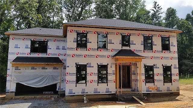 1st image of 937 Jefferson Dr