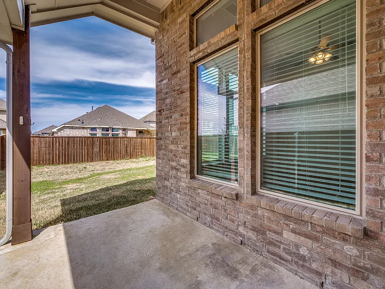 16309 Garden Dr — Photo 26