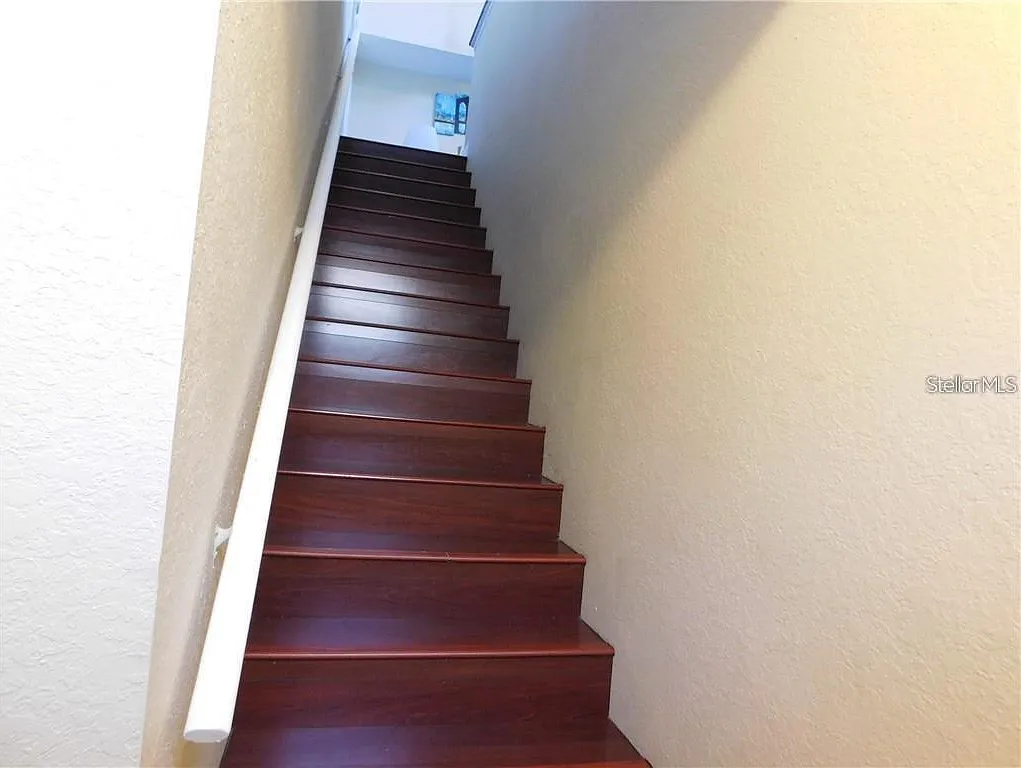 2 bed, 2.0 bath, 1062 sqft, $1,750 — Photo 2