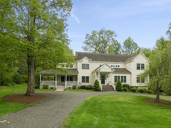 8 East Bearhouse Hill Road