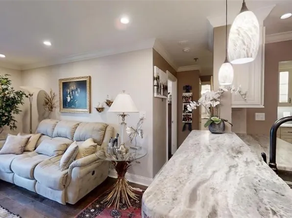 300 Johnson Ferry Rd NE Unit A403, Sandy Springs, GA 30328