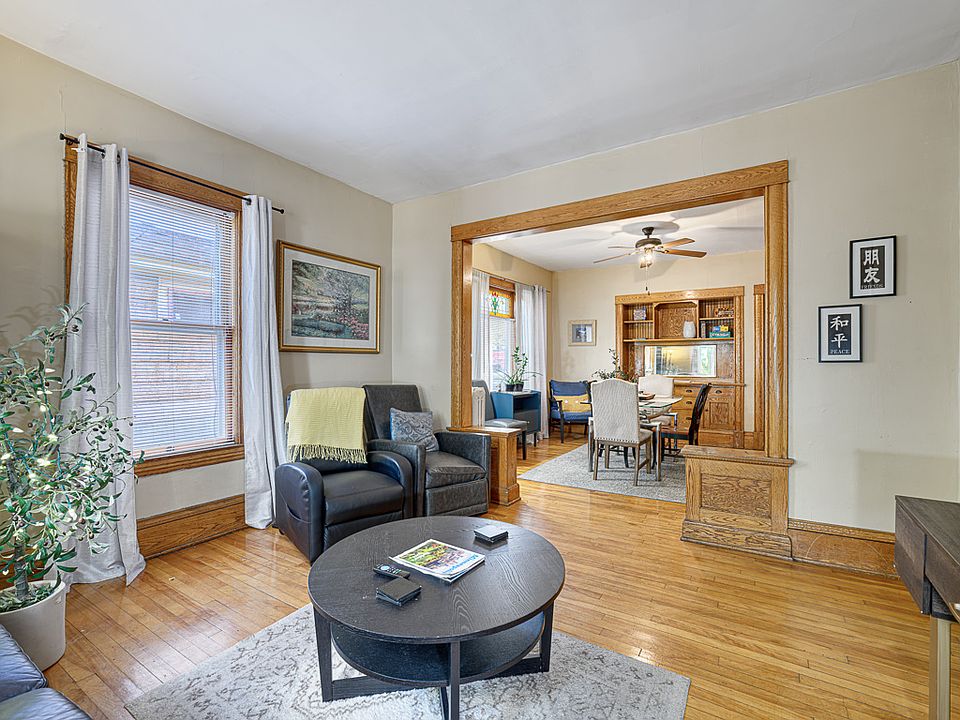 1st image of 2408 Dupont Ave S #2