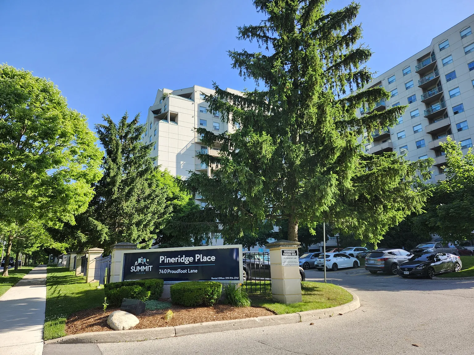 Pineridge Place — Photo 4