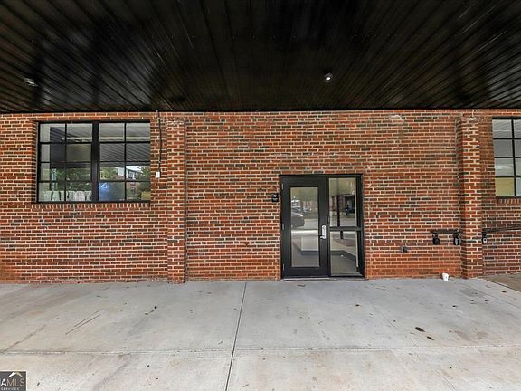 2nd image of 1805 Harvard Ave #205