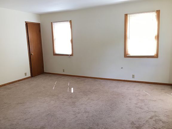 2nd image of 17548 749th Ave #1