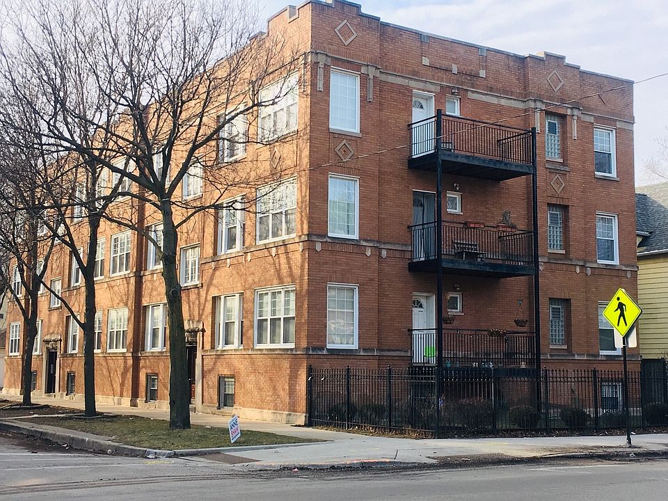 1st image of 3402 W Sunnyside Ave APT G