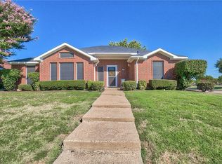 2703 Trumpet Dr, Rowlett, TX 75089