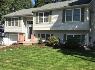 112 Sycamore Ave, Warwick, RI 02886