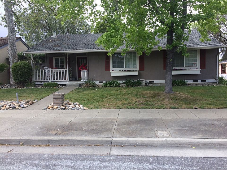 2nd image of 6898 Avenida Rotella