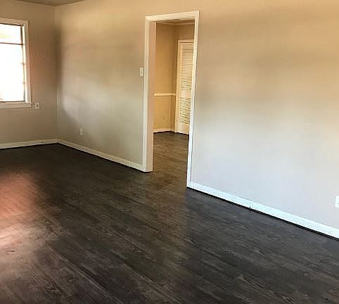 4th image of 4115 Lark St