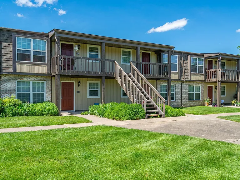 Courtyard Apartments — Photo 11