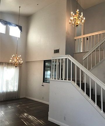 2nd image of 8072 Tropez Ct