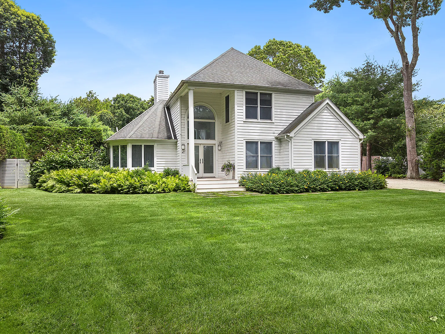 Bridgehampton Beauty — Photo 4