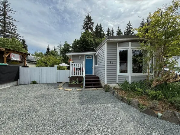 2700 Woodburn Rd #41, Campbell River, BC V9W 4R4