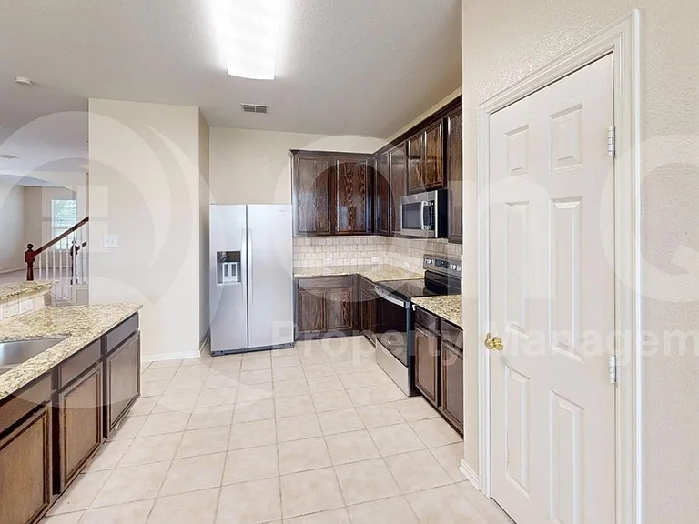 4800 Rum St — Photo 4