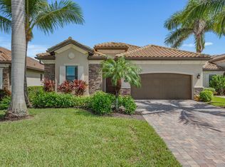 2846 Aviamar Cir, Naples, FL 34114