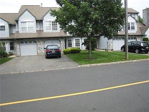 Exterior - Road view
