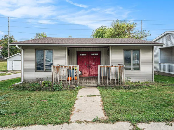 116 N Oak St, Columbia City, IN 46725