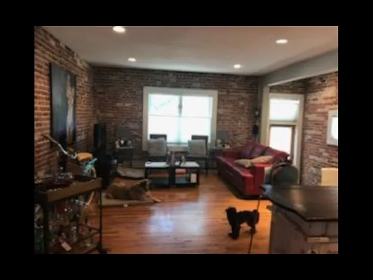 2557 N Clarkson St — Photo 13