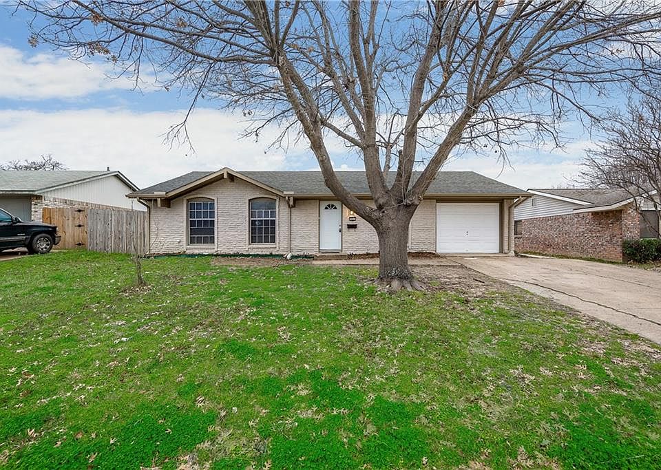 1st image of 521 Starling Dr