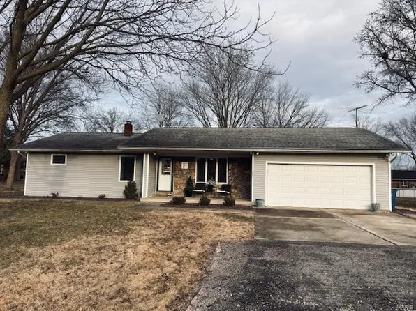 201 Park Ave, Aviston, IL 62216