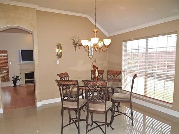 4th image of 1801 Andress Dr
