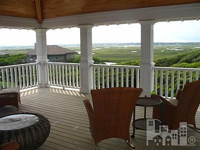 5th image of 312 Beach Road N
