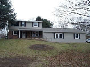 1557 Thayer Dr, Blue Bell, PA 19422