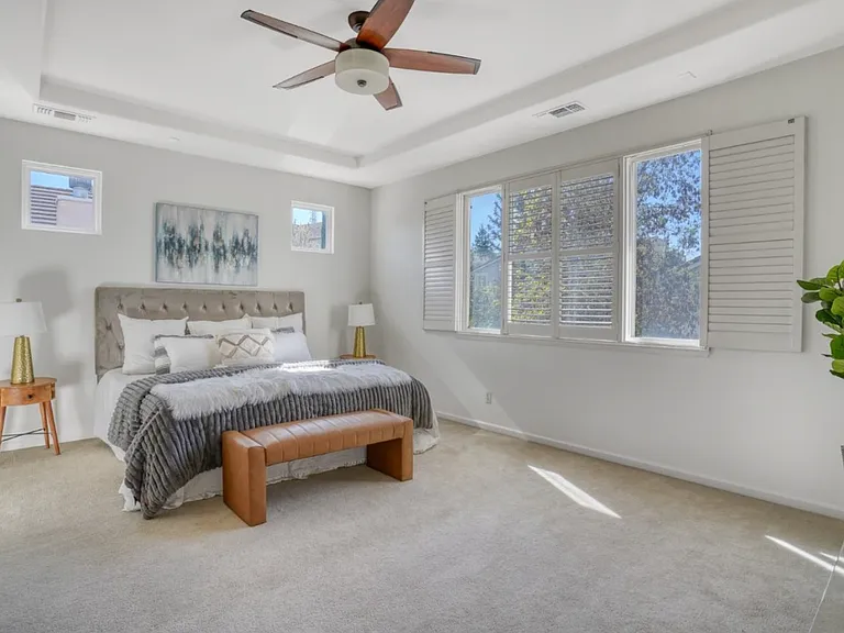 262 W Country Club Dr — Photo 23