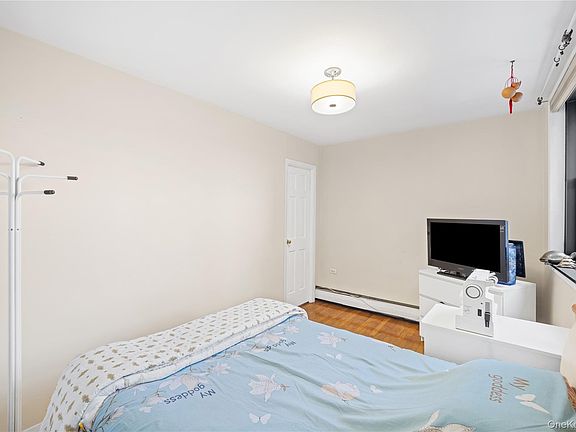 4th image of 9935 59th Avenue #5E