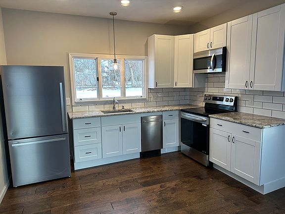 2nd image of 64 E Oneida St #1