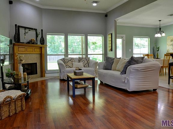 2nd image of 39082 Balmoral Dr