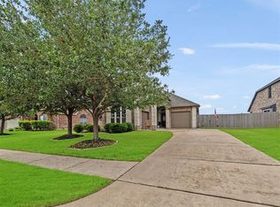 7304 Valentine Ln, Pearland, TX 77584